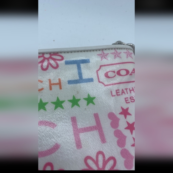Coach Poppy Y2K/ Multicolor/White and Pink Floral Wristlet - Picture 5 of 5